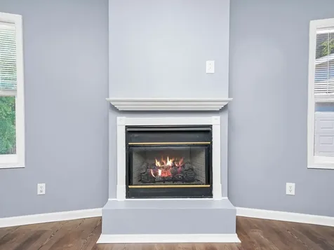 520 West Johnson Street Utica IL 61373