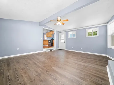 520 West Johnson Street Utica IL 61373