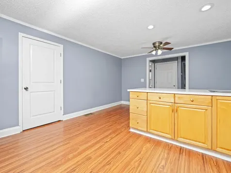 520 West Johnson Street Utica IL 61373