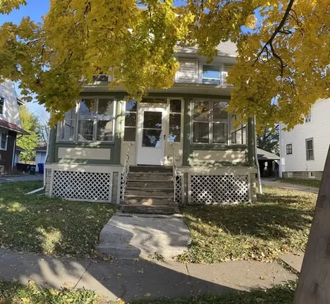 136 John Street Dekalb IL 60115