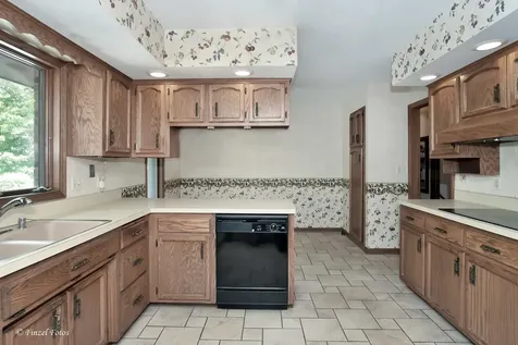 17001 Mcguire Road Harvard IL 60033
