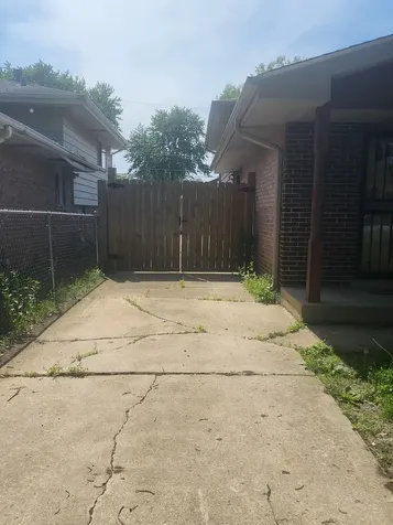 14116 South Hoxie Avenue Burnham IL 60633