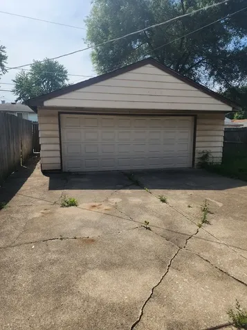 14116 South Hoxie Avenue Burnham IL 60633
