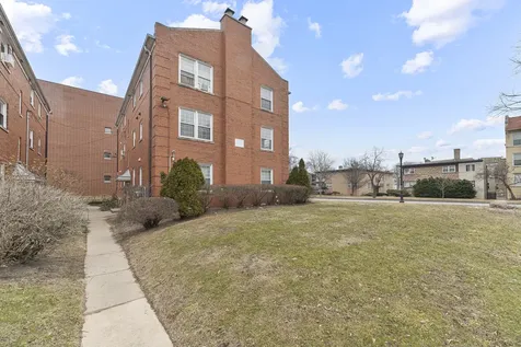 132 Ridge Avenue Evanston IL 60202