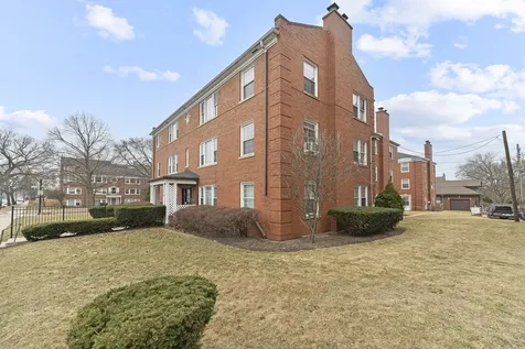 132 Ridge Avenue Evanston IL 60202