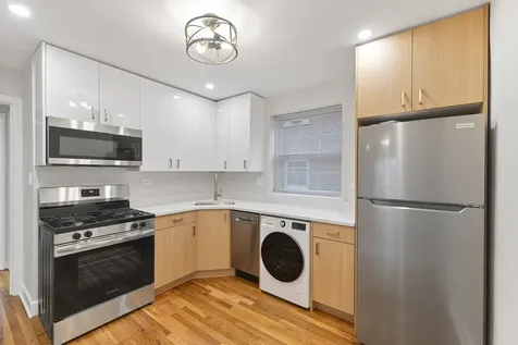 132 Ridge Avenue Evanston IL 60202