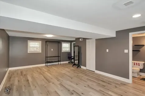 16261 92ND Avenue Orland Hills IL 60487