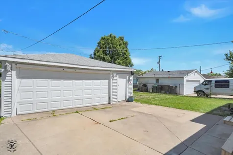 16261 92ND Avenue Orland Hills IL 60487