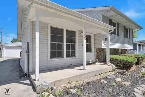 16261 92ND Avenue Orland Hills IL 60487