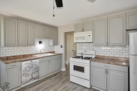 16261 92ND Avenue Orland Hills IL 60487