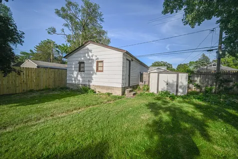682 South Osborn Avenue Kankakee IL 60901