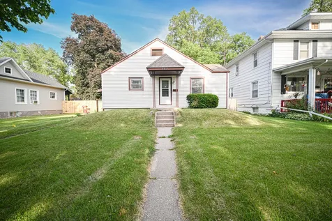 682 South Osborn Avenue Kankakee IL 60901