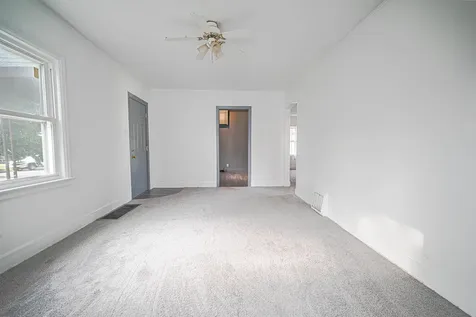 682 South Osborn Avenue Kankakee IL 60901