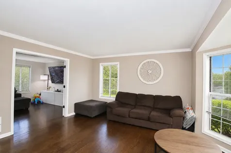 1759 Deerhaven Drive Crystal Lake IL 60014