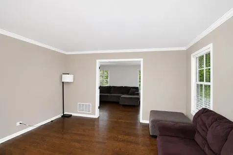 1759 Deerhaven Drive Crystal Lake IL 60014