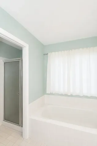 1759 Deerhaven Drive Crystal Lake IL 60014