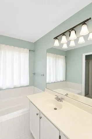 1759 Deerhaven Drive Crystal Lake IL 60014