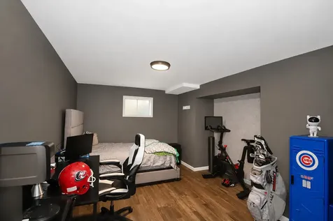 1759 Deerhaven Drive Crystal Lake IL 60014