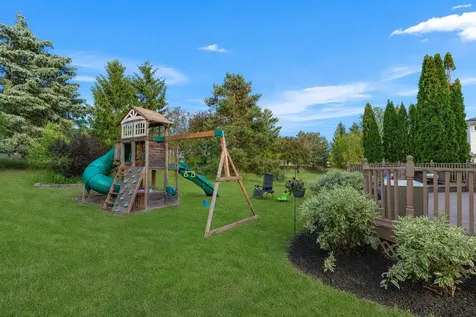 1759 Deerhaven Drive Crystal Lake IL 60014