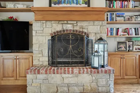 1301 English Oak Drive Champaign IL 61822