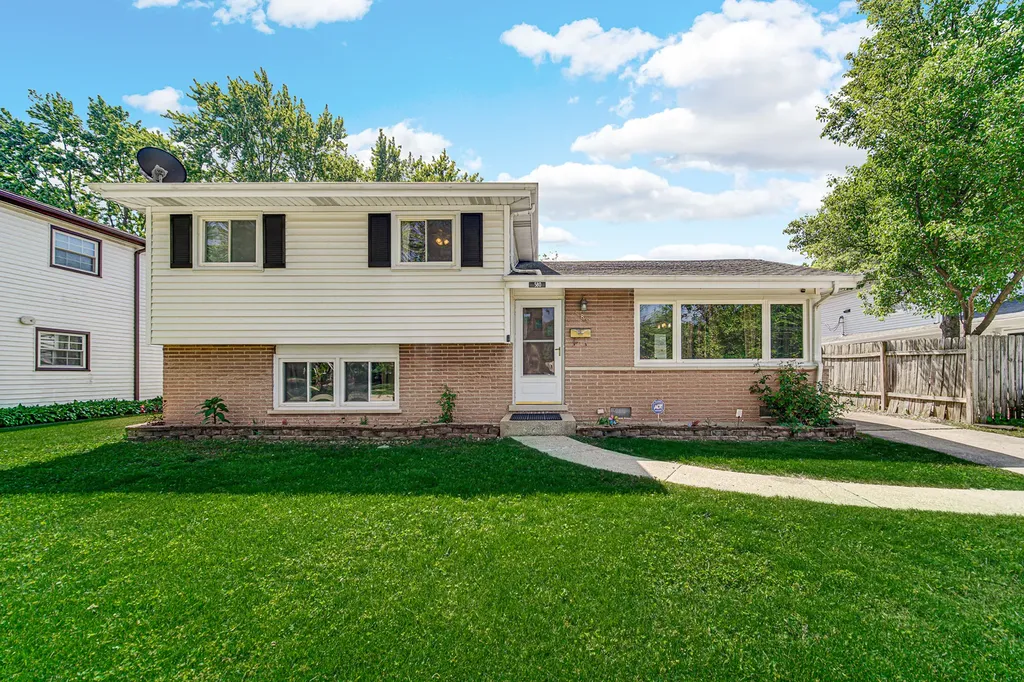 580 North 6th Avenue Des Plaines IL 60016