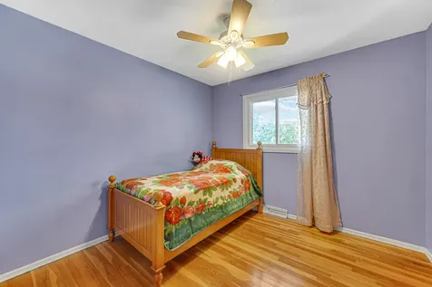580 North 6th Avenue Des Plaines IL 60016