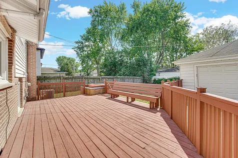580 North 6th Avenue Des Plaines IL 60016