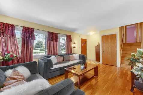 580 North 6th Avenue Des Plaines IL 60016