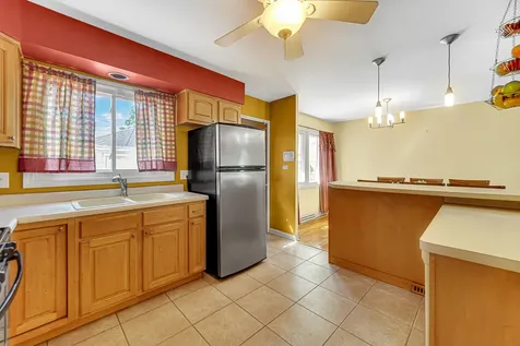 580 North 6th Avenue Des Plaines IL 60016