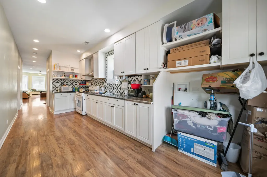 5208 West Washington Boulevard Chicago IL 60644