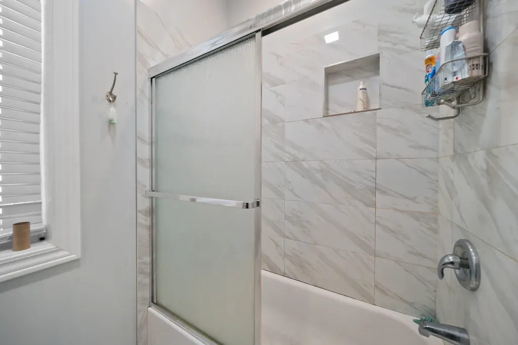 5208 West Washington Boulevard Chicago IL 60644