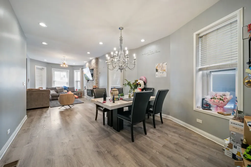 5208 West Washington Boulevard Chicago IL 60644