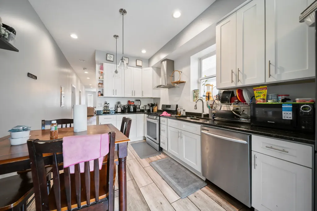 5208 West Washington Boulevard Chicago IL 60644