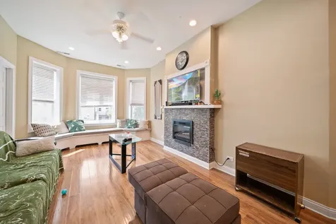 5208 West Washington Boulevard Chicago IL 60644