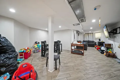 5208 West Washington Boulevard Chicago IL 60644