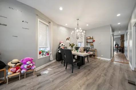 5208 West Washington Boulevard Chicago IL 60644
