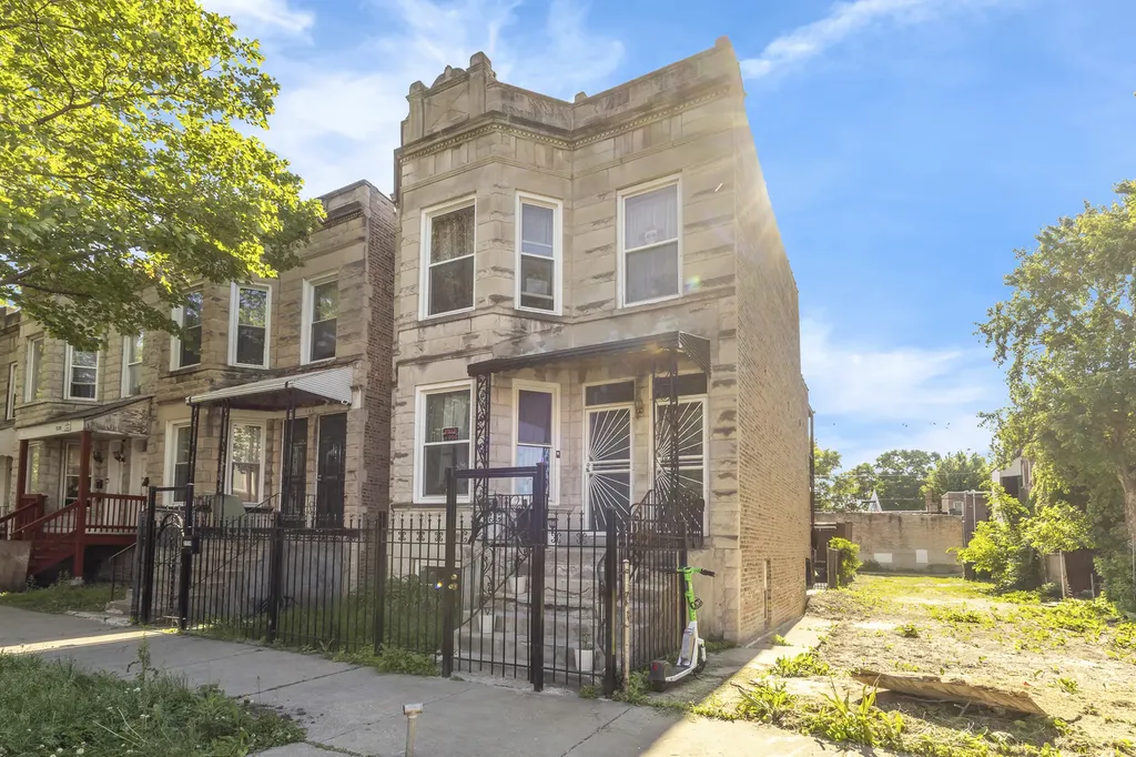 2114 South Trumbull Avenue Chicago IL 60623