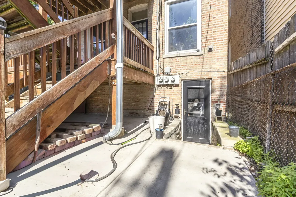 2114 South Trumbull Avenue Chicago IL 60623