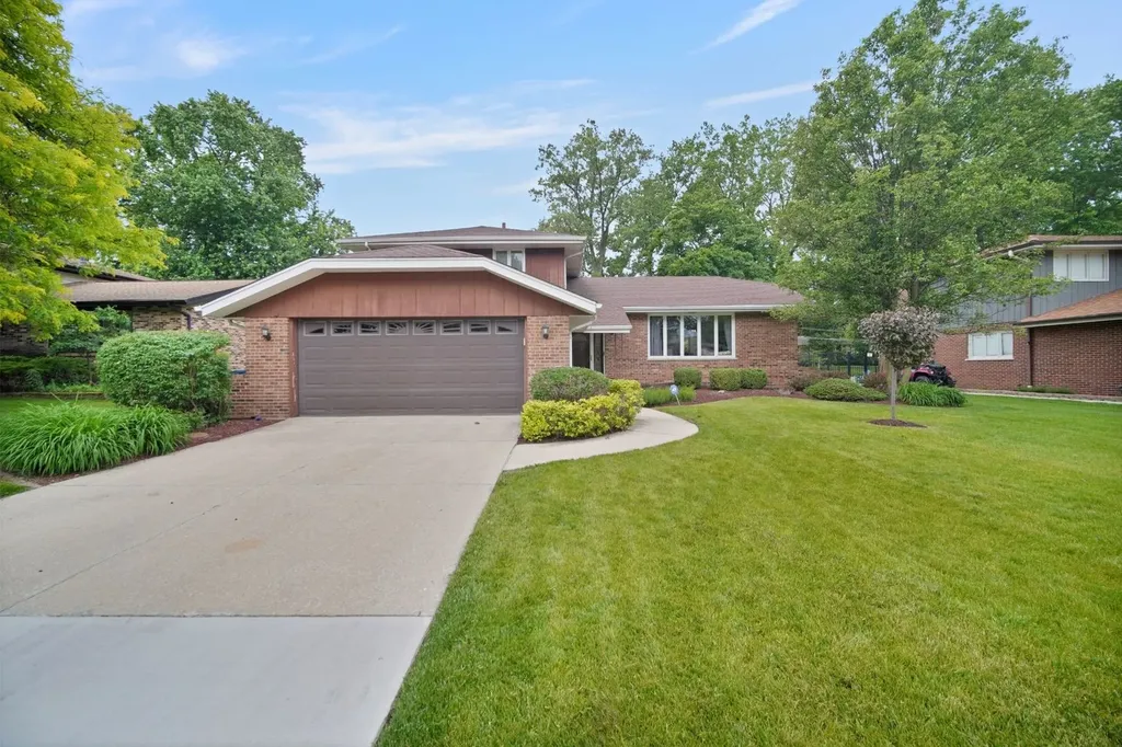 13060 South Cypress Lane Palos Heights IL 60463
