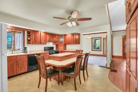 213 West Oak Street Fairbury IL 61739