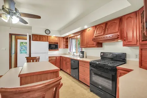 213 West Oak Street Fairbury IL 61739