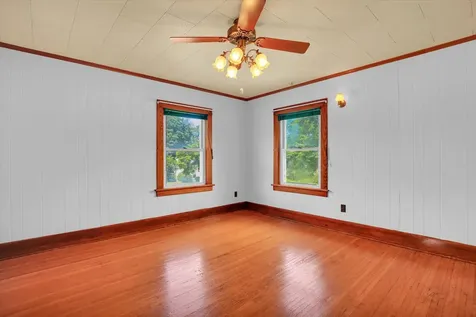 213 West Oak Street Fairbury IL 61739