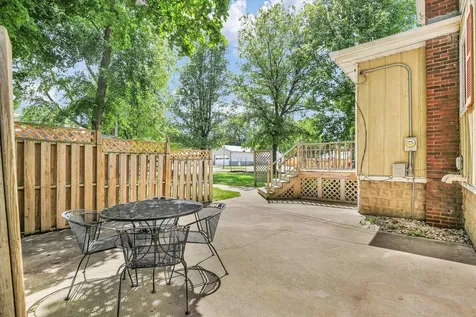 213 West Oak Street Fairbury IL 61739