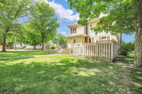 213 West Oak Street Fairbury IL 61739
