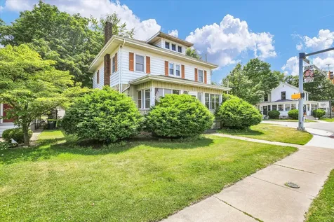 213 West Oak Street Fairbury IL 61739