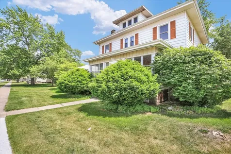 213 West Oak Street Fairbury IL 61739