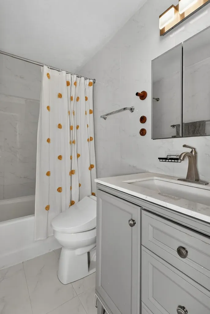 901 South Plymouth Court Chicago IL 60605