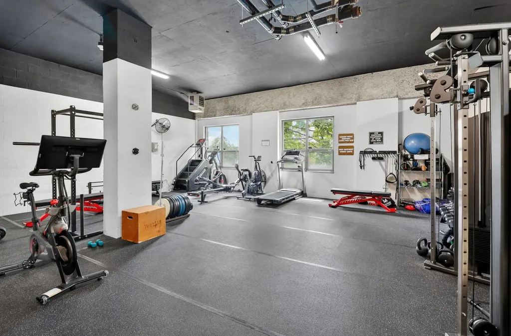 901 South Plymouth Court Chicago IL 60605