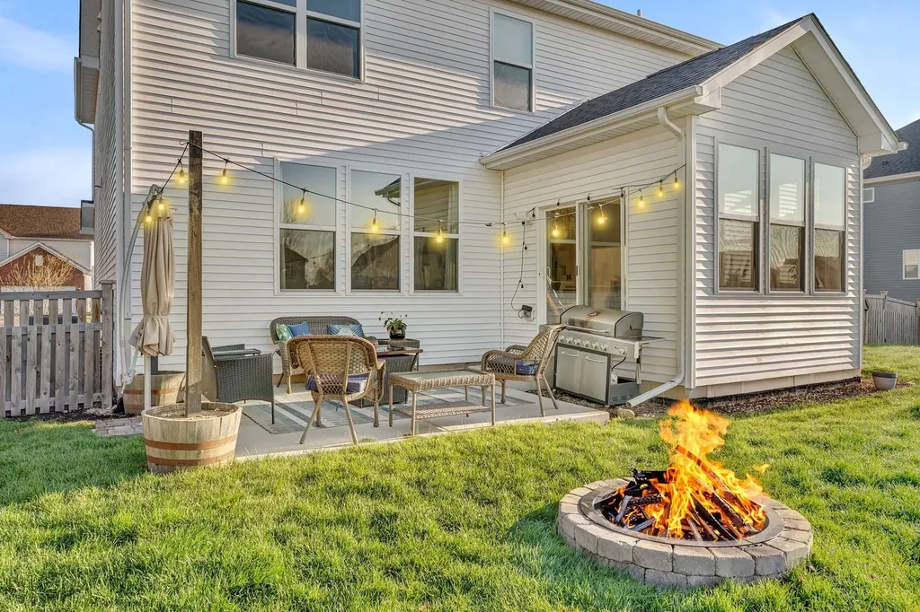 13008 Timber Wood Circle Plainfield IL 60585