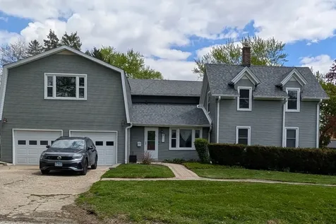 600 Dewey Street Harvard IL 60033